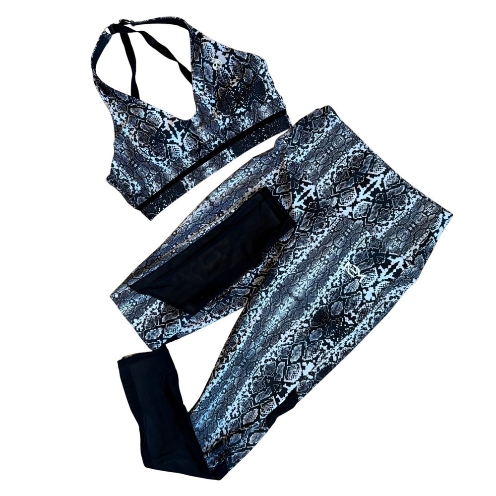 Ryderwear Snake Print Mesh Leggings and Bra Black‎ White Activewear Size S